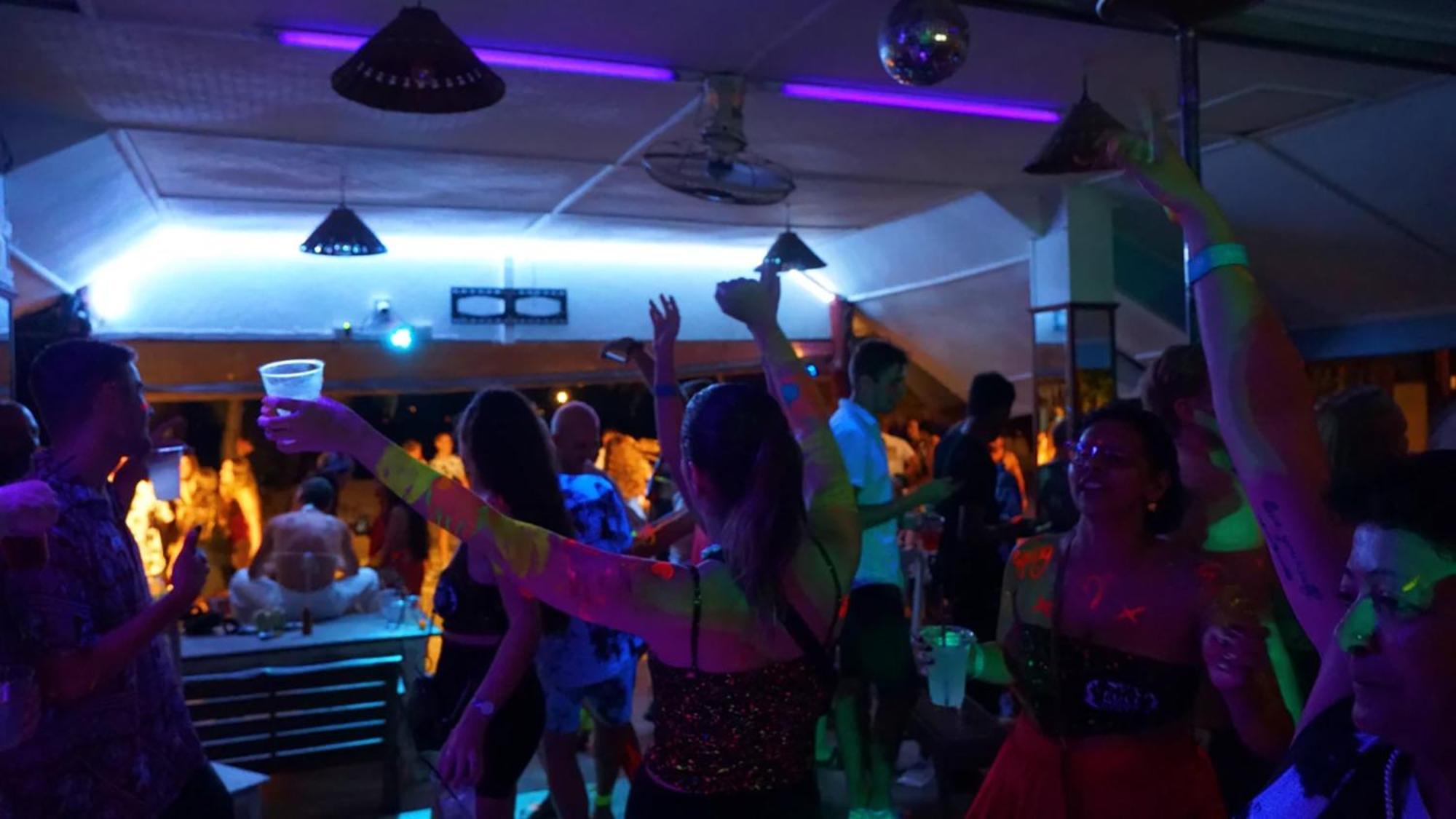 טונגסלה Bodega Koh Pha Ngan Beach מראה חיצוני תמונה